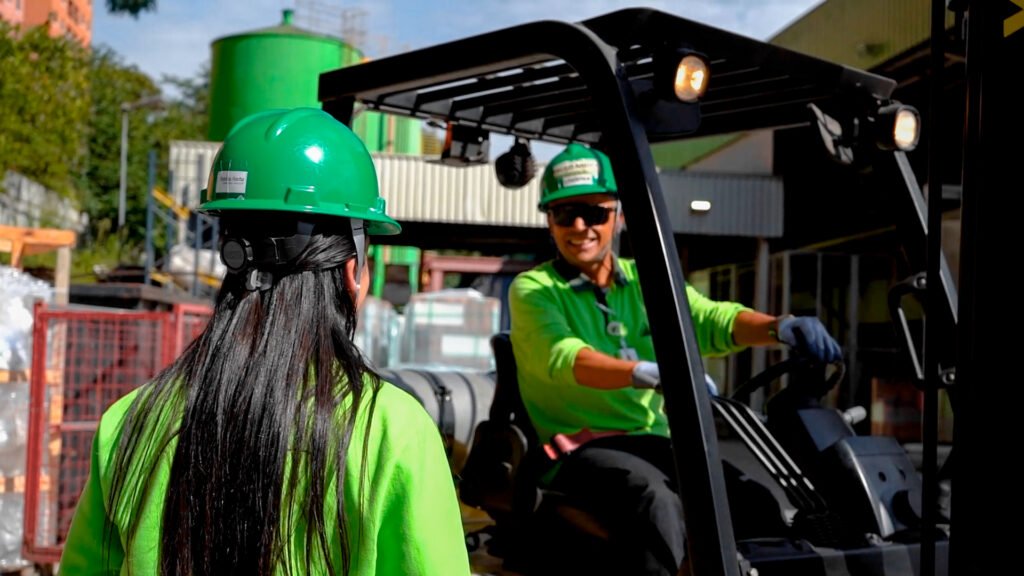 Vídeo institucional para empresas | Como pode aumentar a autoridade da sua marca 1 vídeo institucional para empresas, produtora de videos em SP